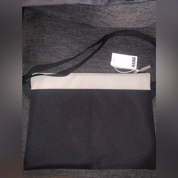 RAINS BAG - Picture 2 of 5